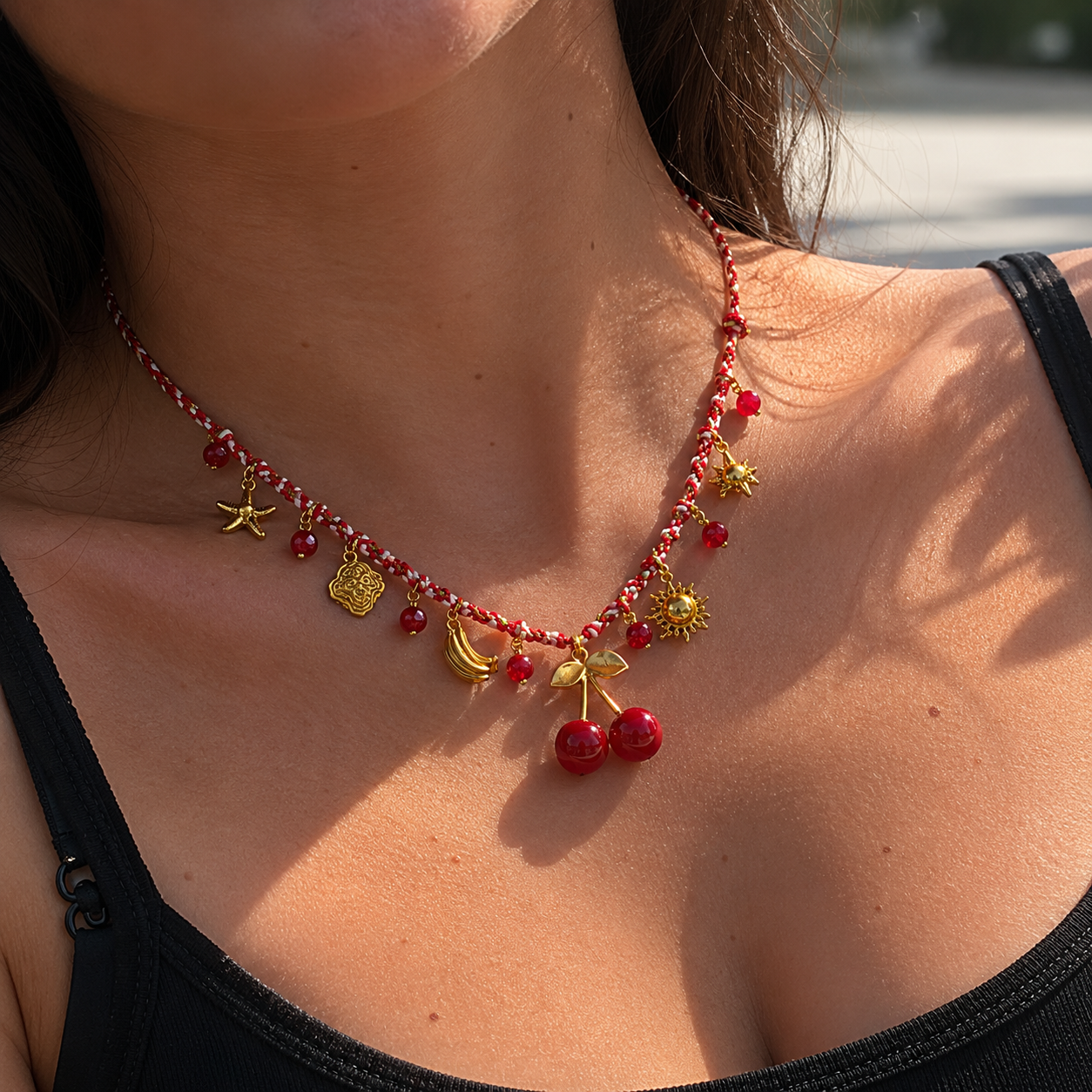 Collar Dorado/Rojo Cerezas